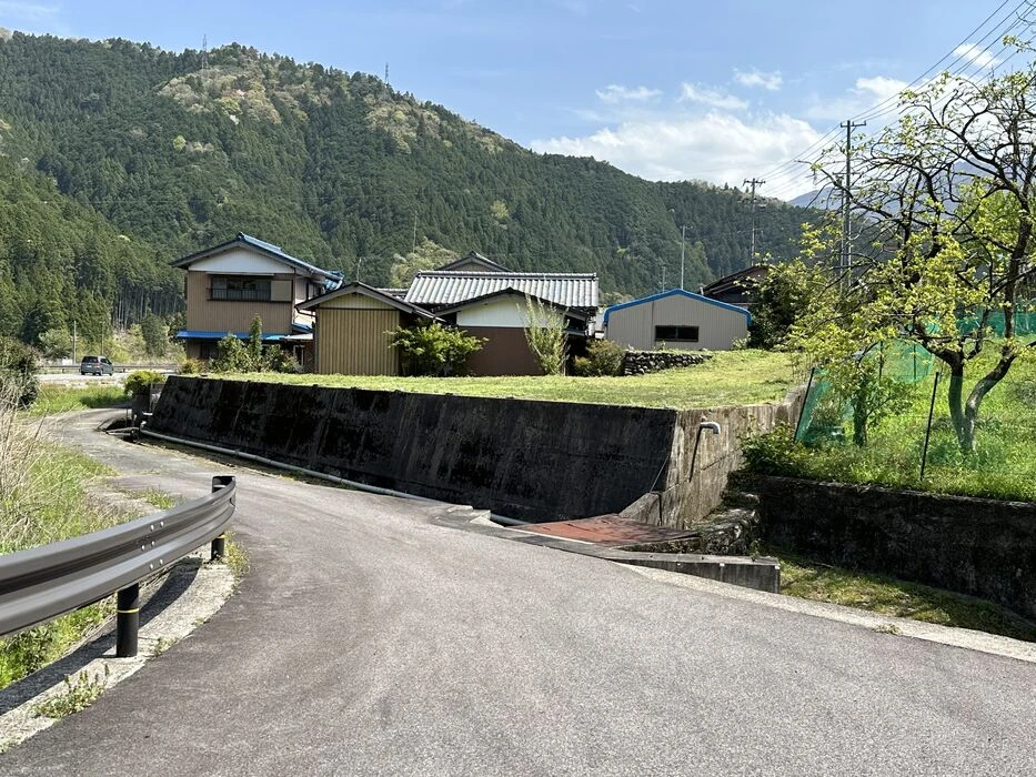 画像1504：松阪市愛宕町にてトタン張り替え