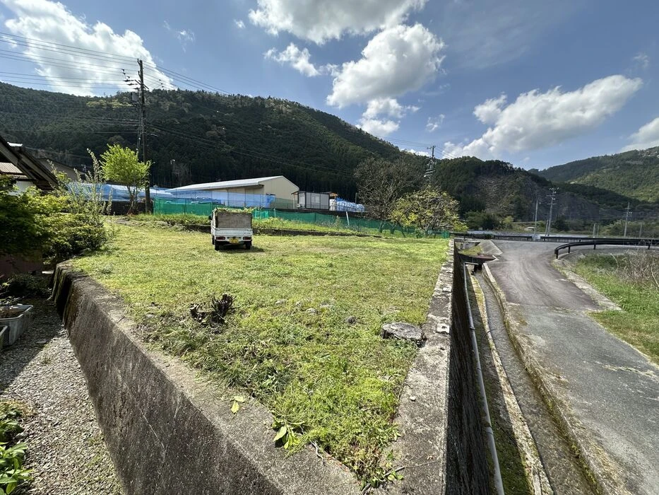 画像1506：松阪市愛宕町にてトタン張り替え