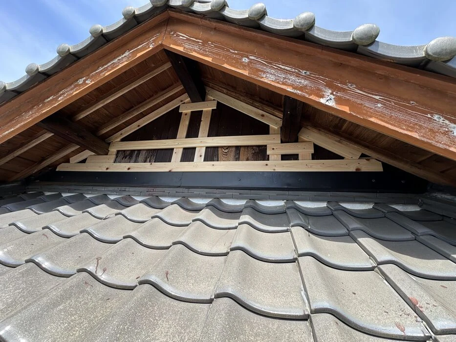 画像1581：松阪市愛宕町にてトタン張り替え